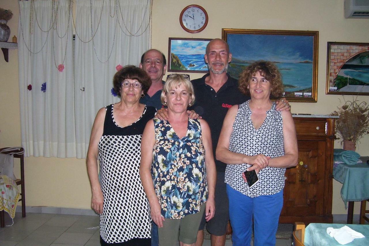 Fumu Ludurru Farm Stay Padru Εξωτερικό φωτογραφία